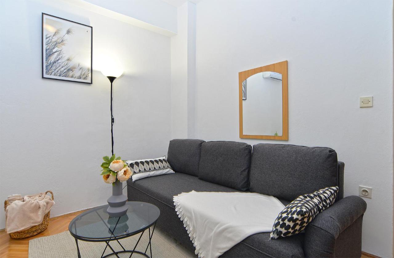 Apartment Silvio 1779 บานโจเล ภายนอก รูปภาพ