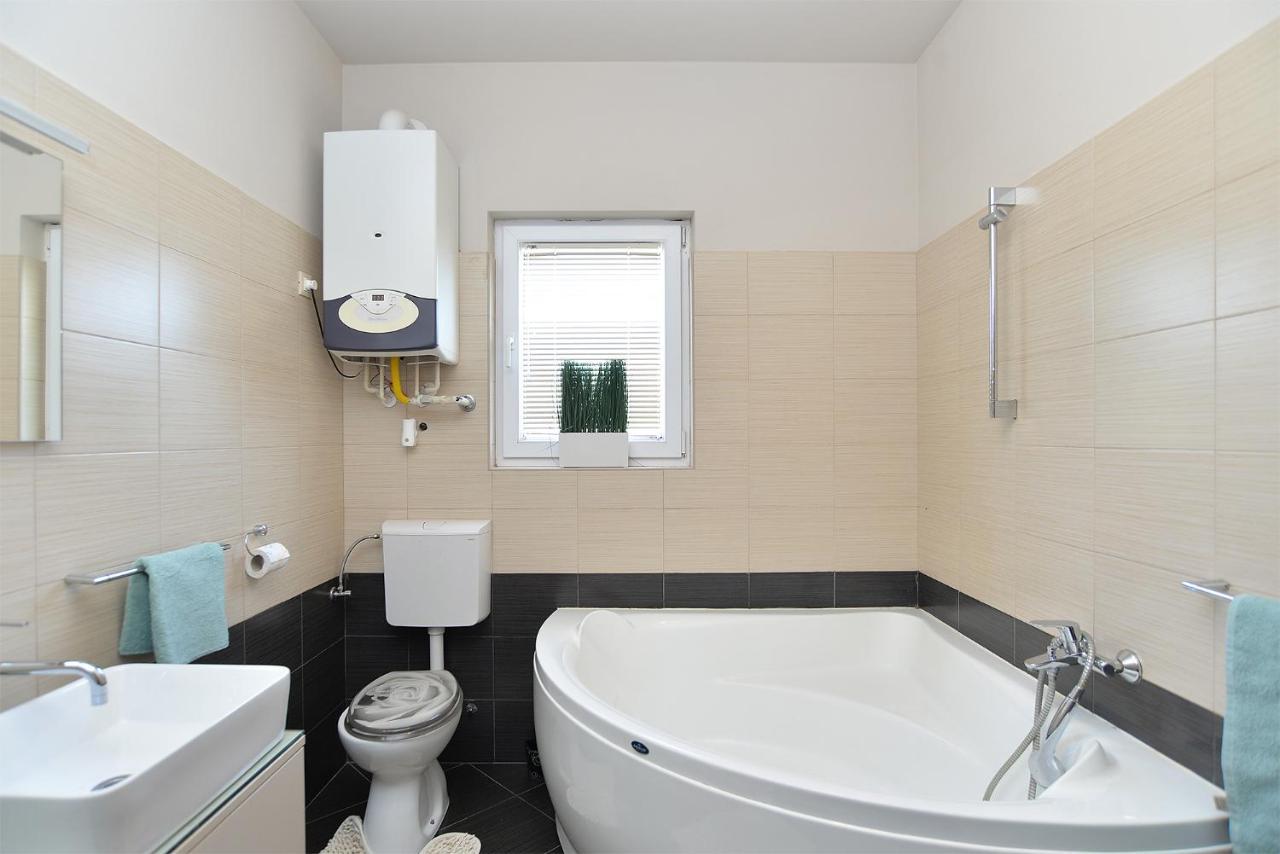 Apartment Silvio 1779 บานโจเล ภายนอก รูปภาพ
