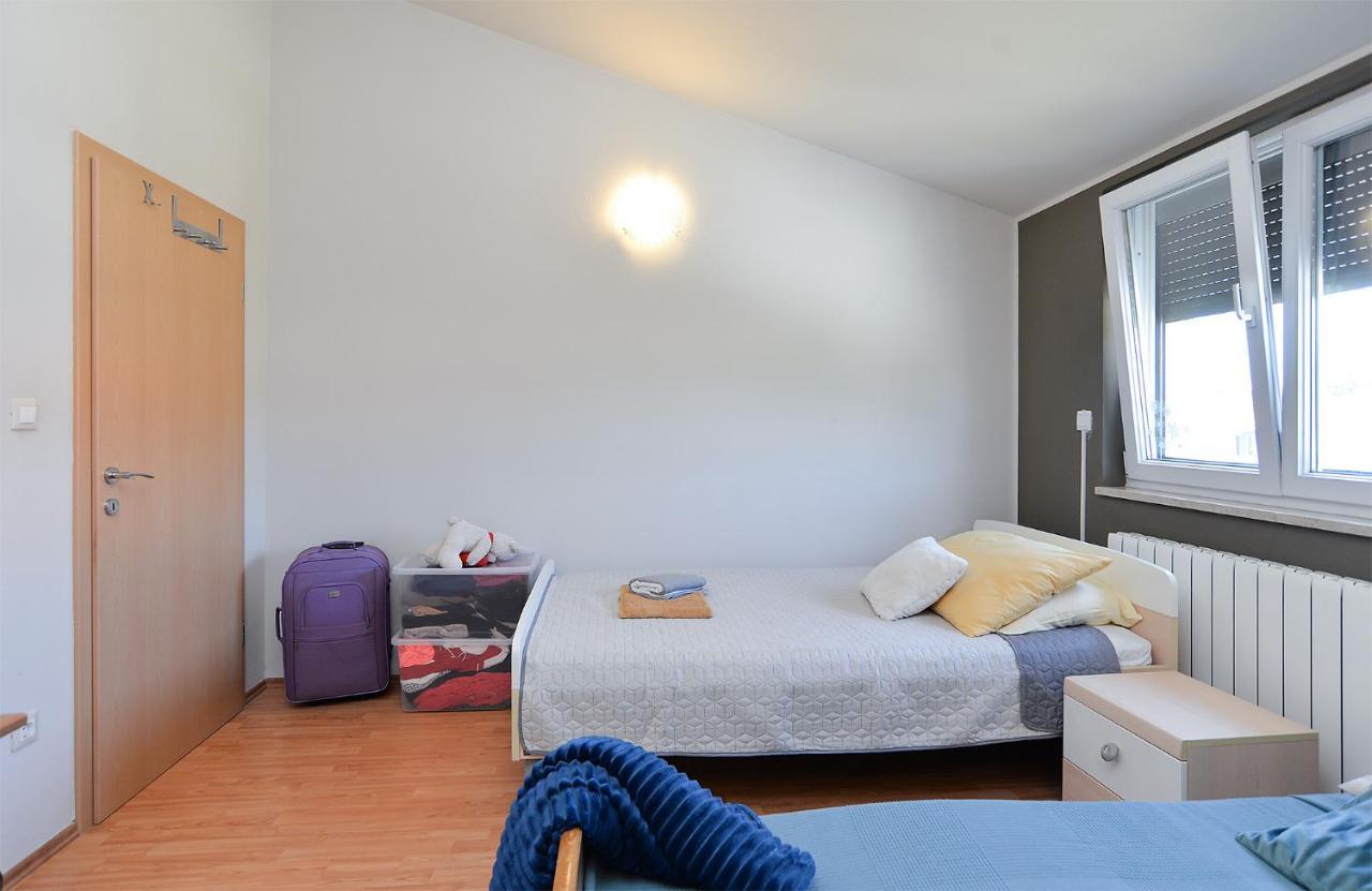 Apartment Silvio 1779 บานโจเล ภายนอก รูปภาพ